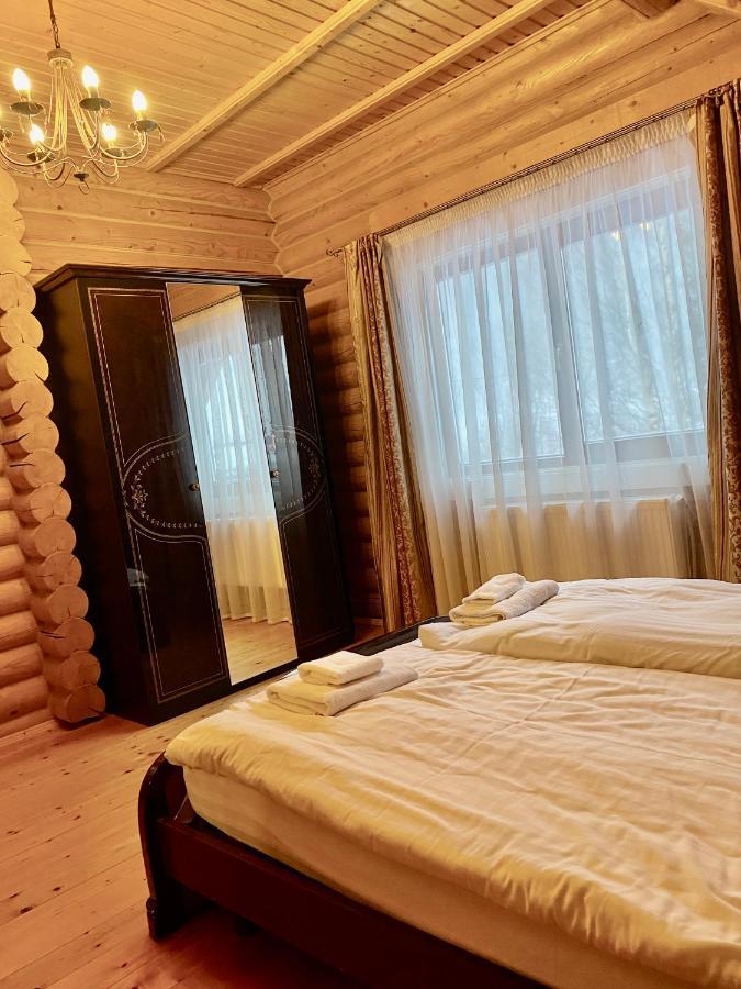 Chalet Four Seasons Villa Tatariv Dış mekan fotoğraf