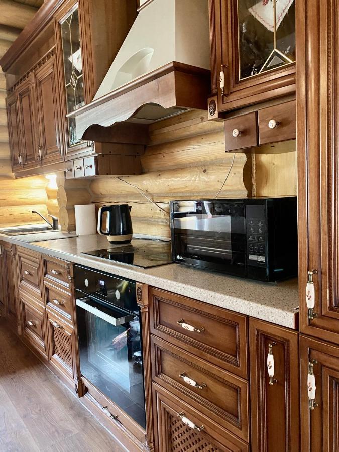Chalet Four Seasons Villa Tatariv Dış mekan fotoğraf